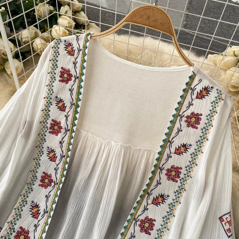 2023 Summer Women's Shirt Bohemian Holiday Style Embroidered Tassel Chiffon Cardigan New Waist Female Slim Short Tops E015