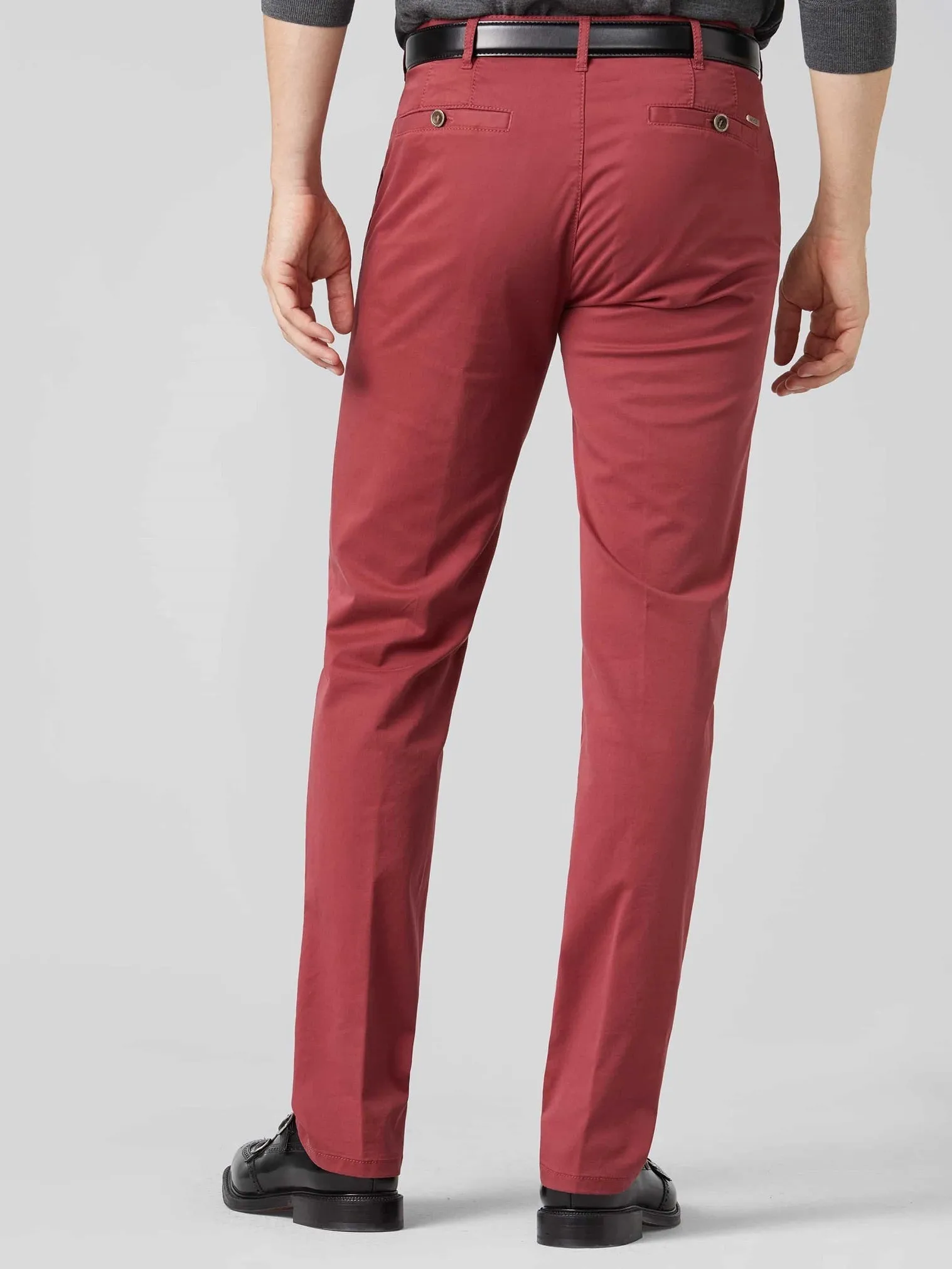 40% OFF - MEYER Trousers - Roma 3001 Lightweight-Weight Cotton Chinos - Red - Sizes: 38 LONG