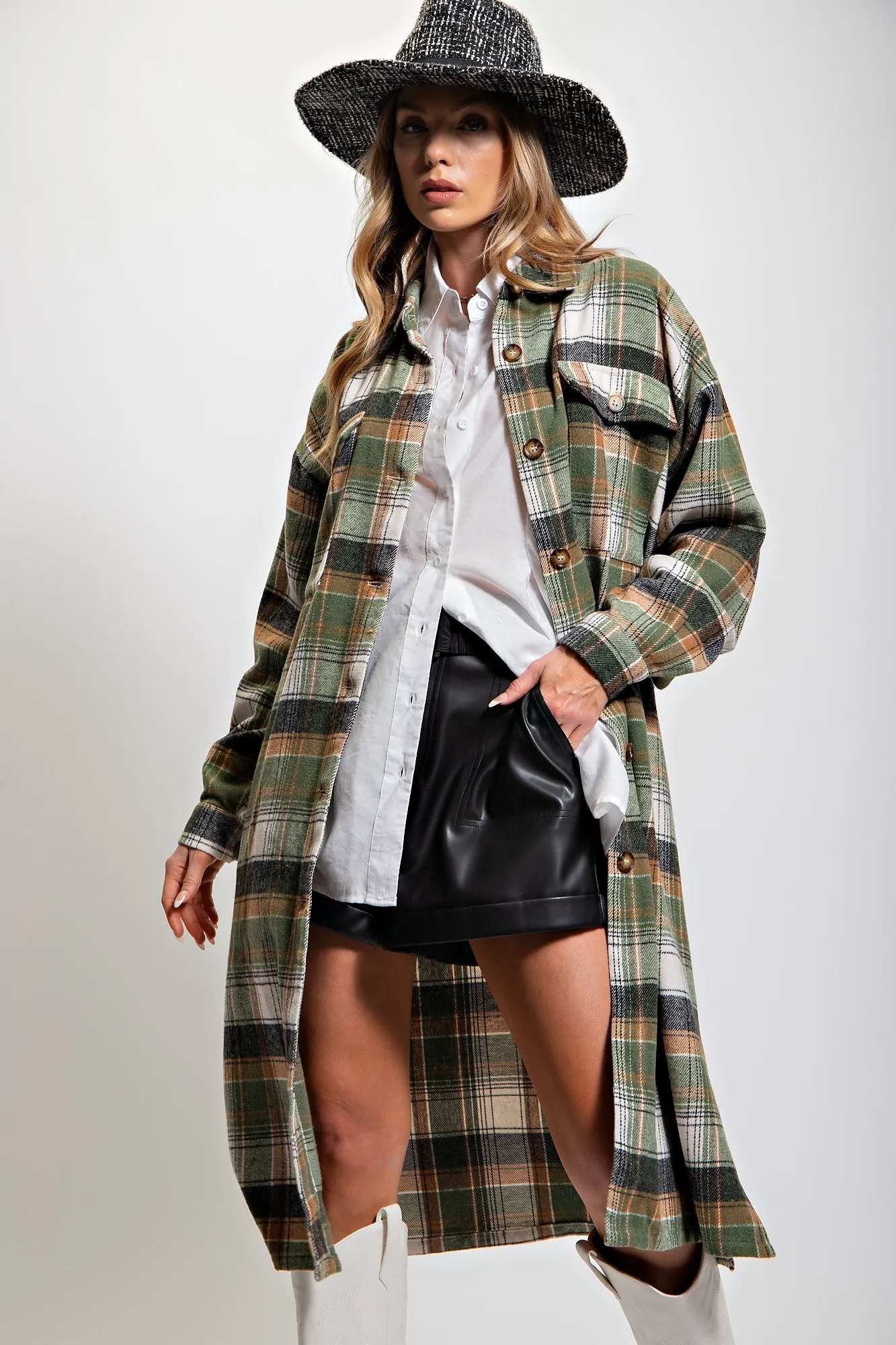 Curvy Size-Plaid Button-Down Shacket