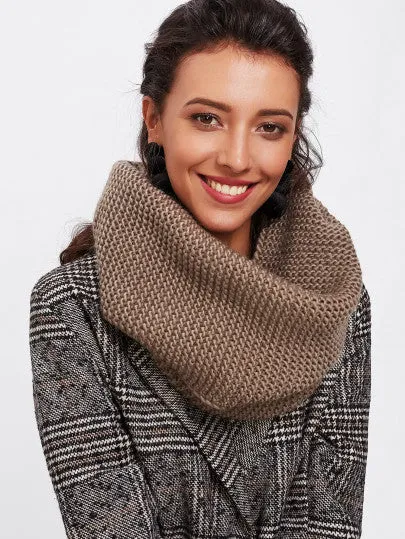 Oversize knitted infinity scarf