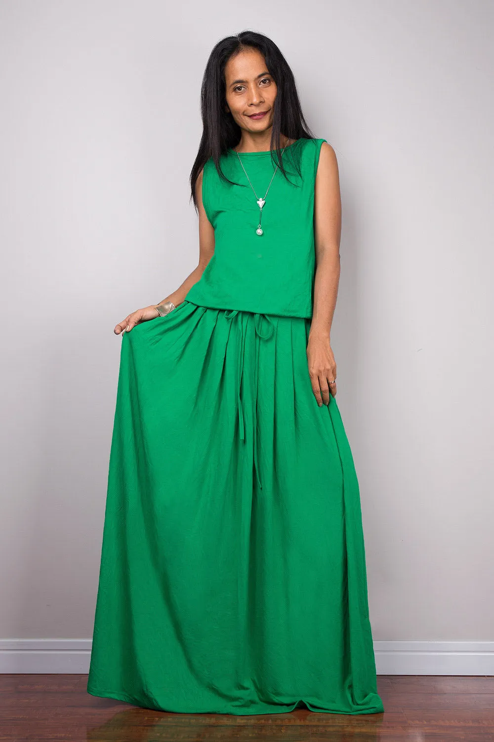 Sleeveless green maxi dress, Long green full dress with pockets