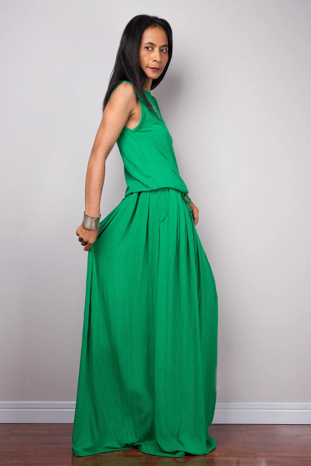 Sleeveless green maxi dress, Long green full dress with pockets