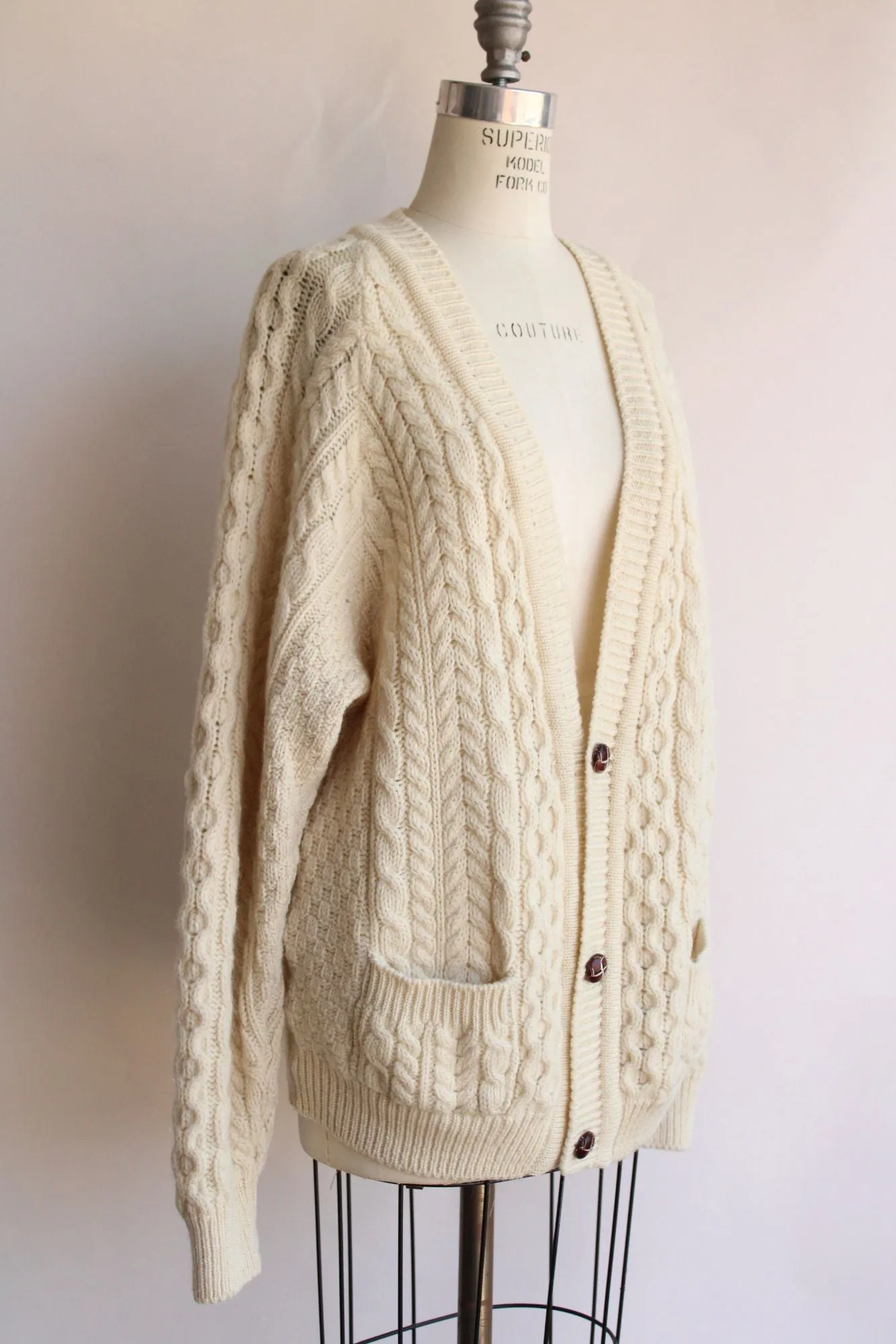 Vintage 1980s 1990s Mens Carraig Donn Aran Wool Ivory Cable Knit Cardigan with Pockets, Unisex